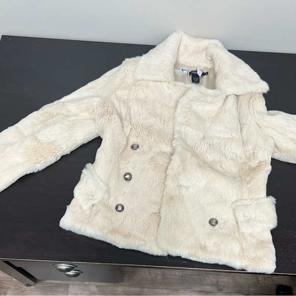 Arden B Jackets & Blazers - 100% Real dyed Rabbit fur woman’s jacket size medium. Arden B.